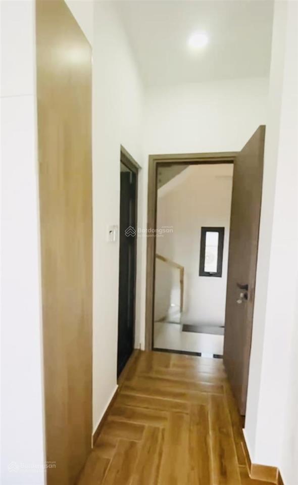 Nhà mới ở ngay  lê văn sỹ  3.5x15.5m (53.1m2), 4 tầng  6.9 tỷ
