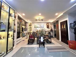 Nhà đẹp nở hậu, xh đỗ cửa, không lg qh  lê văn sỹ  5x6.5m (32/34m2), 5 tầng  nhỉnh 8 tỷ