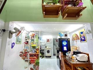 Nhà xinh nở hậu  sư vạn hạnh  3.2/3.5x8 (26.2m2), 3tầng  nhỉnh 4tỷ