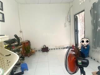 Nhà nhỏ ko lg qh  cách mạng tháng tám  17m2, 2tầng  nhỉnh 2tỷ