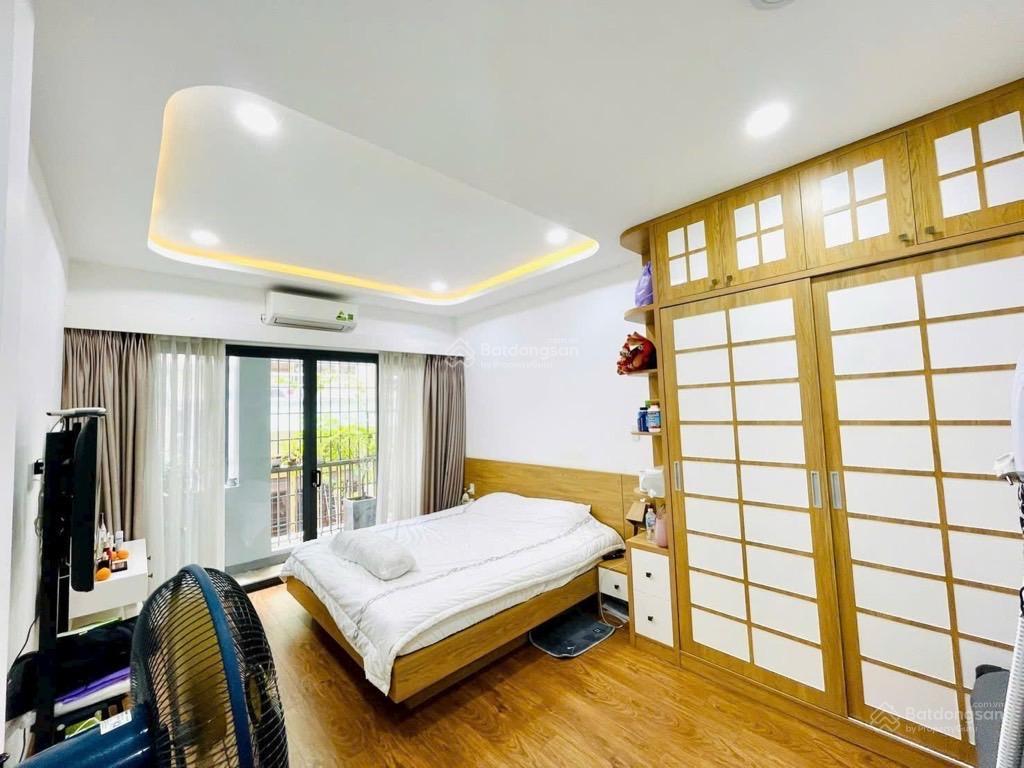 Nhà mới đẹp, nở hậu, hẻm 6m xh đậu cửa  nguyễn thiện thuật  3.6/4.1x9 (35m2), 5tầng  nhỉnh 11tỷ
