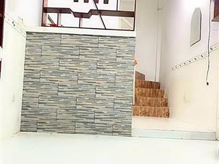 Nhà nhỏ, nở hậu, ko lg qh  bà hạt  2.6x8(21m2), 2tầng  nhích 3tỷ