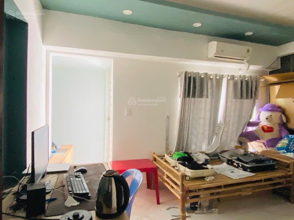 Nhà lô góc, nở hậu, không lg qh  cách mạng tháng tám  4.6/7.7x10.5m (52.2m2), 2 tầng  nhích 6 tỷ
