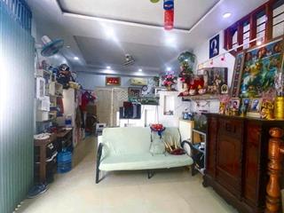 Nhà lô góc thoáng  cách mạng tháng 8  5x8m (38m2), 2 tầng  nhích 4 tỷ