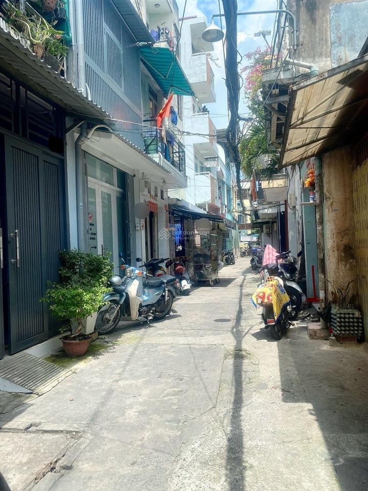 Nhà hẻm 5m, sổ đẹp  nguyễn tiểu la  28/30m2, 5 tầng  nhích 7 tỷ
