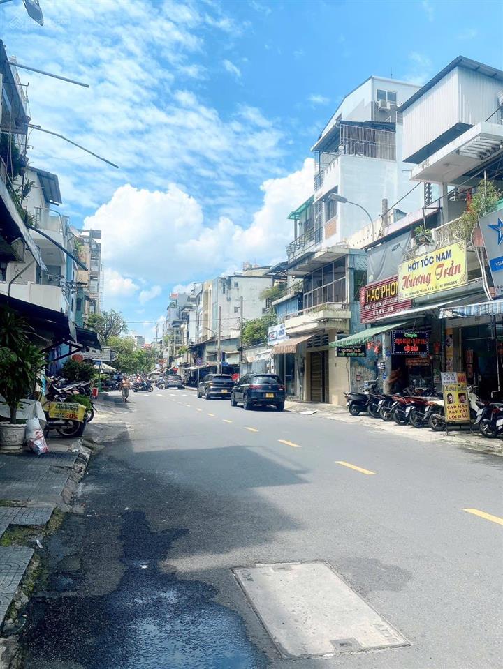 Nhà hẻm 5m, sổ đẹp  nguyễn tiểu la  28/30m2, 5 tầng  nhích 7 tỷ
