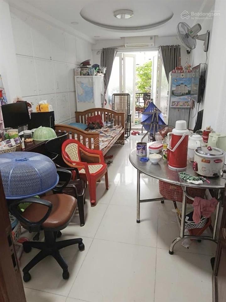 Nhà hẻm 5m, sổ đẹp  nguyễn tiểu la  28/30m2, 5 tầng  nhích 7 tỷ