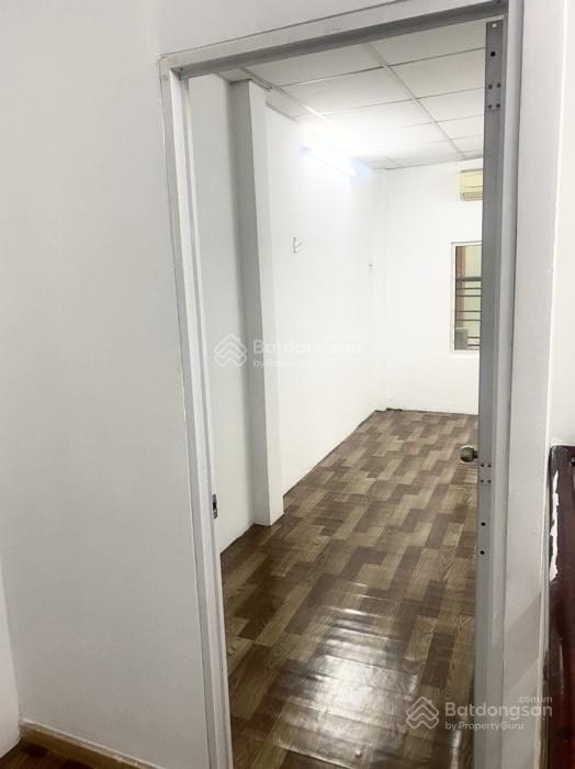 Nhà nhỏ ở ngay  trần hưng đạo  17m2, 2tầng  3.1tỷ