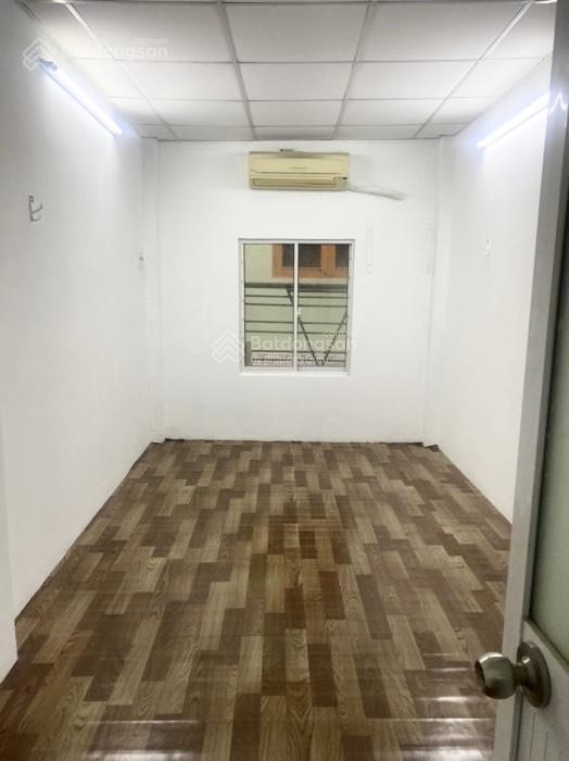 Nhà nhỏ ở ngay  trần hưng đạo  17m2, 2tầng  3.1tỷ