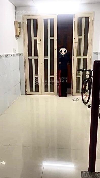 Nhà nhỏ ở ngay  trần hưng đạo  17m2, 2tầng  3.1tỷ