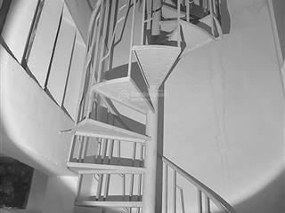 Nhà c4, 1 sẹc  nguyễn văn cừ  3.6x15m (49.2/53m2)  nhỉnh 5tỷ