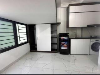 Toà chdv khâm thiên 57m x8t thang máy, ngõ thông rộng , 50m ra phố, 13p kk dòng tiền 75 triệu/ th