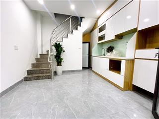 Chính chủ cần bán căn đê là thành nhỏ gần phố vài bước ra xã đàn gần trường tiểu học thịnh hào 50m,