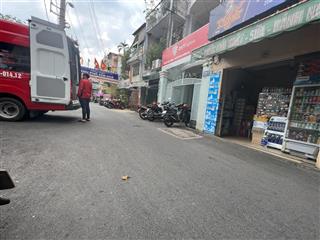 Bán nhà chưa qua đầu tư hxh trần huy liệu, p. 15, q. pn. dt 4*20m, 4 tầng. giá 18tỷ.  0932 071 ***