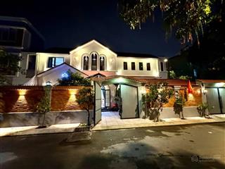 Kiến trúc sư thiết kế siêu phẩm nhà vườn có 102, độc nhất, ngang bề thế 67m