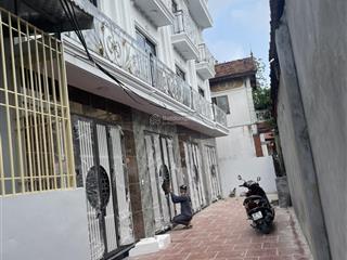Sót lại 1 căn 3tx36m2 cách 1 nhà ra ngõ ô tô thông, cách bến xe yên nghĩa 7p chạy xe, giá cực tốt