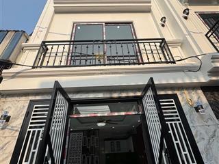 Nhà 4tx43m2 full nội thất chi việc ở gần đại học đại nam, cách 1 nhà ra ngõ ô tô thông. giá 3.85 tỷ