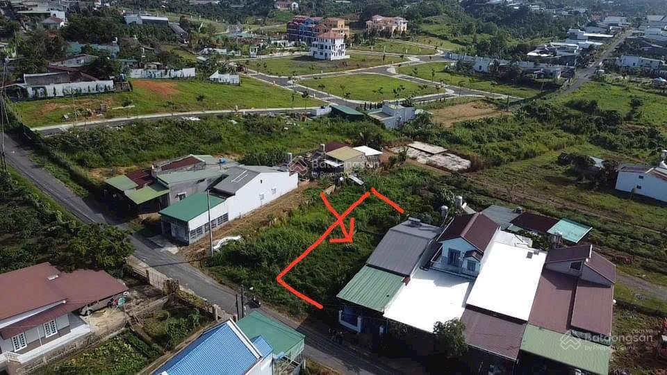 Chính chủ bán đất rẻ hẻm 777 ql 20, lộc châu, bảo lộc. cạnh dự án lamia dt 221m2(có 100m2 thổ cư)