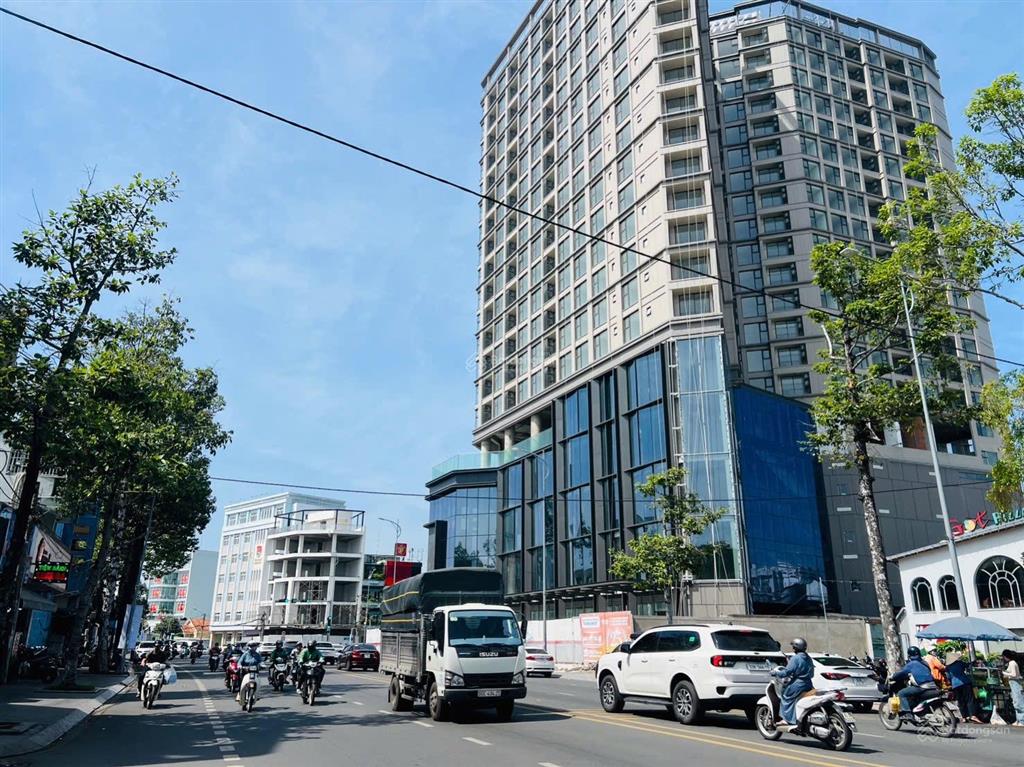 Lô biệt thự siêu đẹp ngang 6,2m dài 30m sổ riêng thổ cư kích thước 6,2x30m, vuông