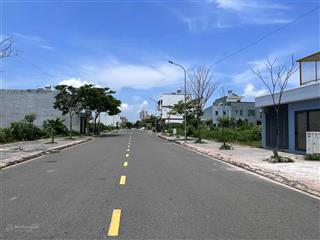 Chủ đất kẹt tiền cần ra nhanh lô đất đẹp 125m2, ngay cạnh chợ tái định cư, sổ riêng, 2 tỷ 550 triệu