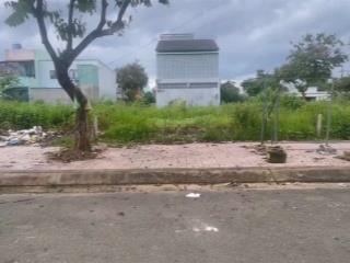 Chủ kẹt ngân hàng bán nhanh mảnh 100m2, 1 tỷ 900tr, kdc giồng ao, sổ riêng, dân đông