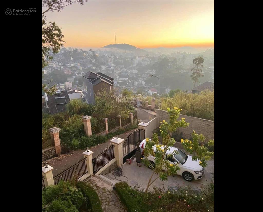 Bán biệt thự 356 m2 (full thổ cư) tại nguyễn trung trực, phường 3, đà lạt 28 tỷ vnd có tl