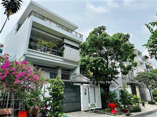 Biệt thự siêu đẹp ngay nguyễn hoàng, quận 2  dt 8x20m  hầm 3 tầng  nội thất đẹp  giá 39 tỷ