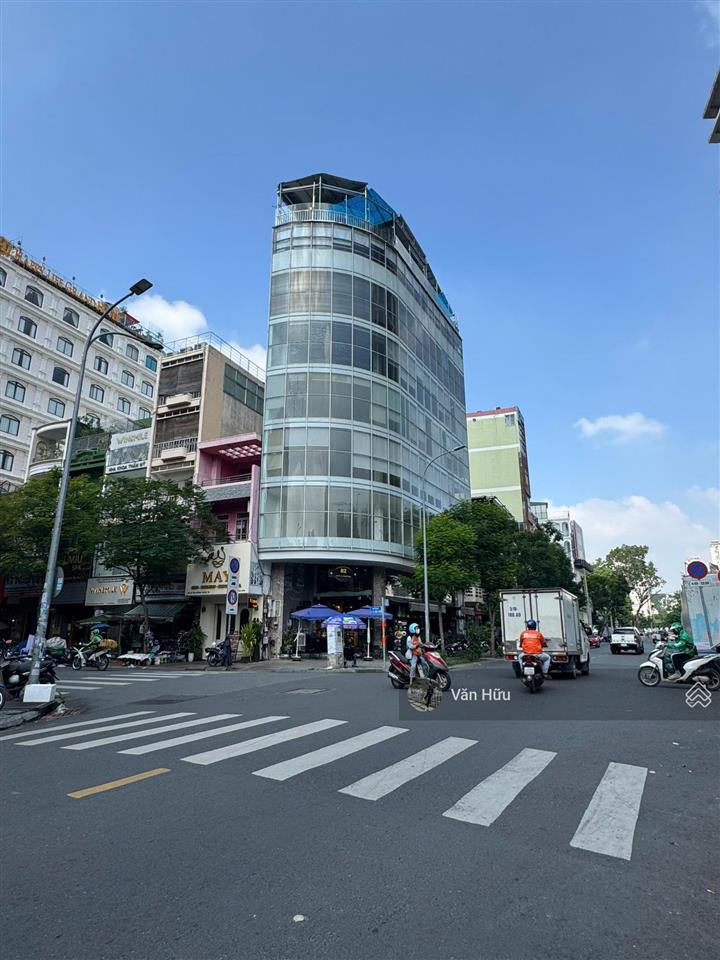 Góc 2 mt trương công định, q. tân bình  dt 9x25m  hầm 7 tầng  hđt 290 triệu  giá 49 tỷ