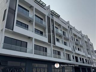 Chính chủ cần bán gấp liền kề cực đẹp view công viên diện tích 82,2m2, giá siêu rẻ 13tỷ