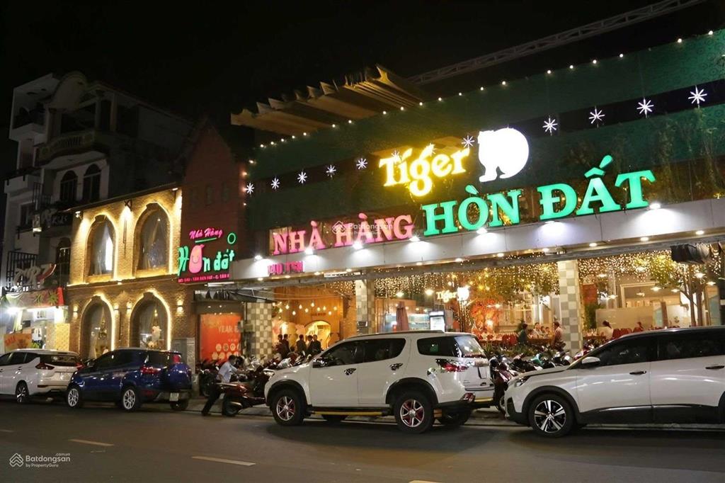 Bán nhà siêu vip 2 mặt tiền đường nguyễn gia trí quận bình thạnh dt 10x20m