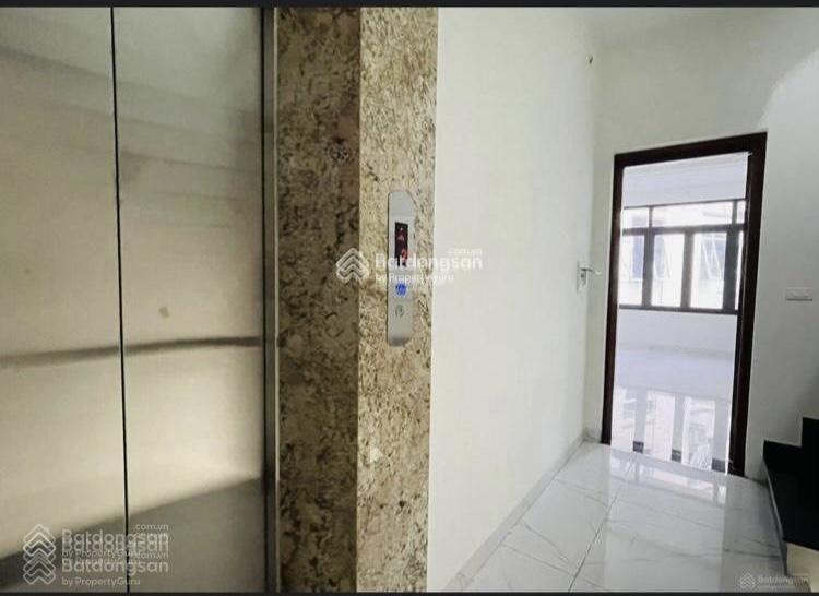 Đẹp cạn lời! ngọc khánh, khu phân lô ô tô tránh vỉa hè, thang máy, văn phòng hay ở chất. 85m2*5t