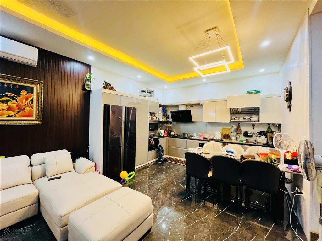 Hiếm thật! thái hà, lô góc, gần phố, nội thất xin xò, tiện kinh doanh, văn phòng. 66m2*4t