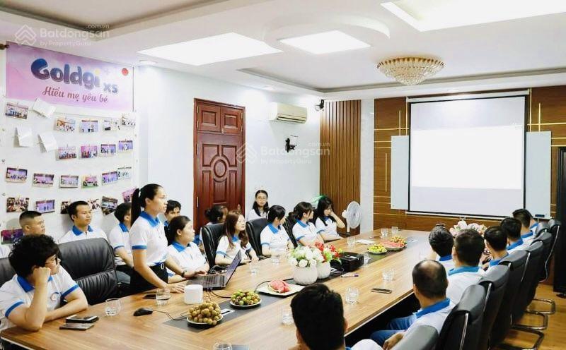 Nguyễn chí thanh! ô tô tránh, dừng đỗ, lô góc, gần phố, ô thang máy, văn phòng, kdoanh. 59m2*6t