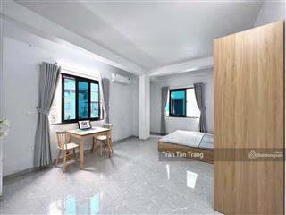 Bán tòa căn chdv lạc long quân, tây hồ 7 tầng thang máy, 22 phòng full nội thất, doanh thu 1.3 tỷ/n