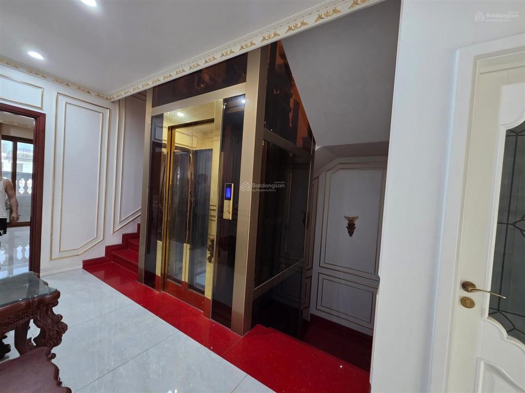 Bán nhà mặt phố trần quốc toản, 100m2, mt 8m, 4 tầng đầy đủ công năng vừa ở vừa kinh doanh đa dạng
