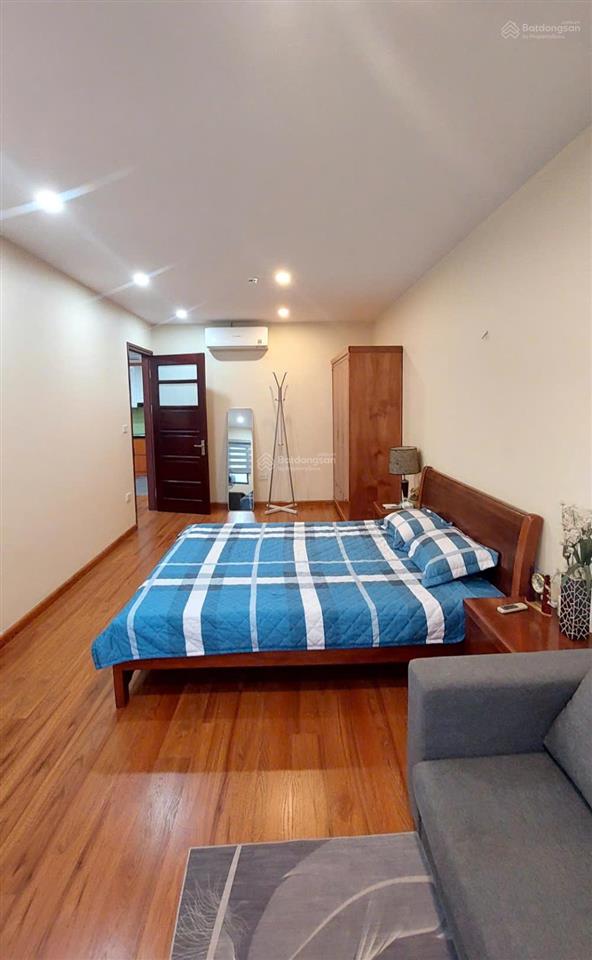 Cho thuê căn hộ dịch vụ homestay 45m2 giá 9 triệu. vị trí gần bờ hồ, nhiều diện tích để lựa chọn