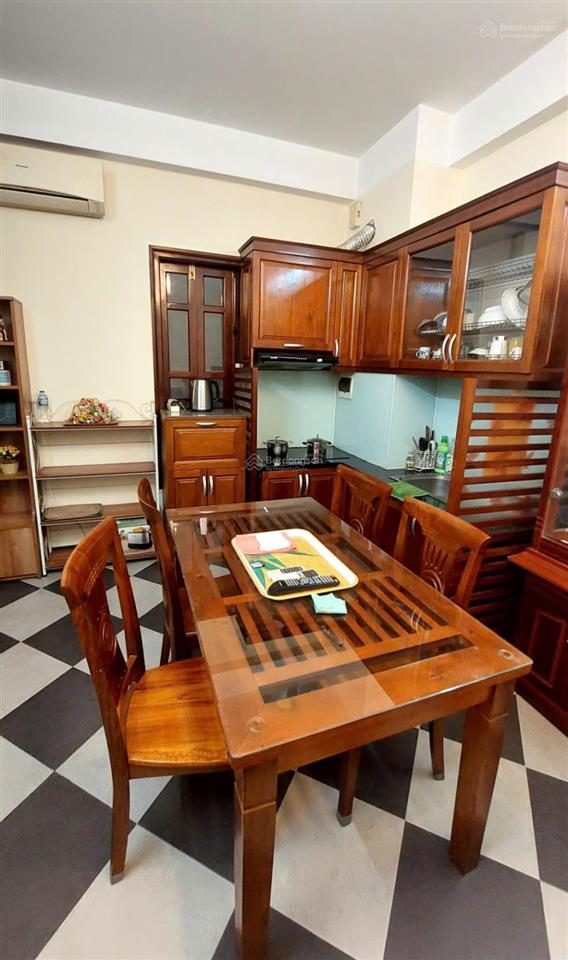Cho thuê căn hộ dịch vụ homestay 45m2 giá 9 triệu. vị trí gần bờ hồ, nhiều diện tích để lựa chọn