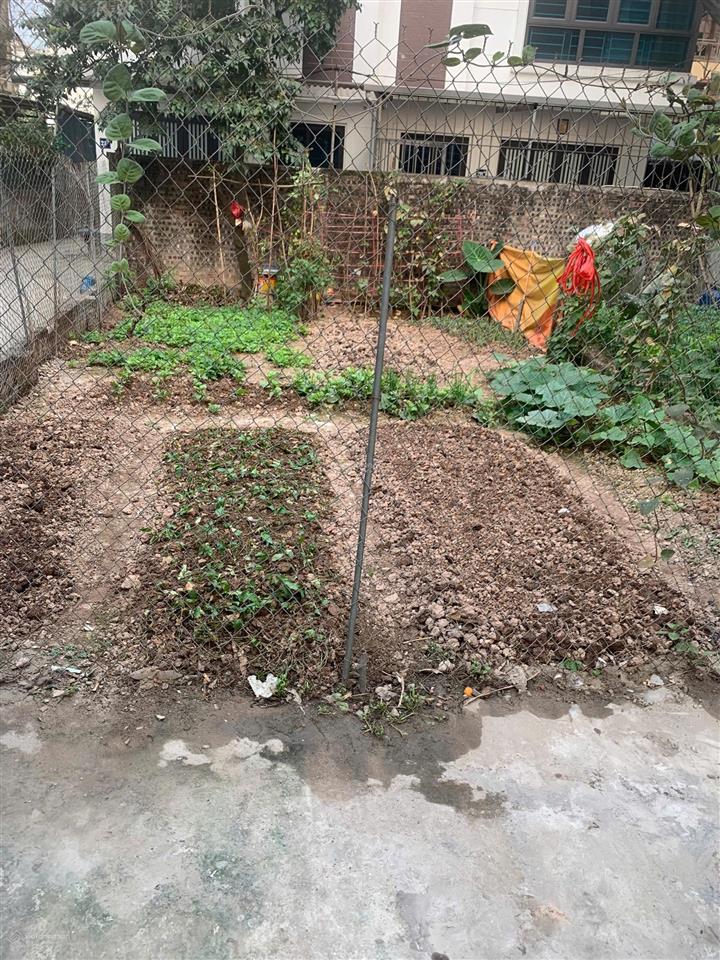 Bán đất liên mạc 64m2, sổ đỏ, ô tô qua cổng, gần bãi đỗ xe ô tô 45 chiếc, đầu tư, giữ tiền tốt