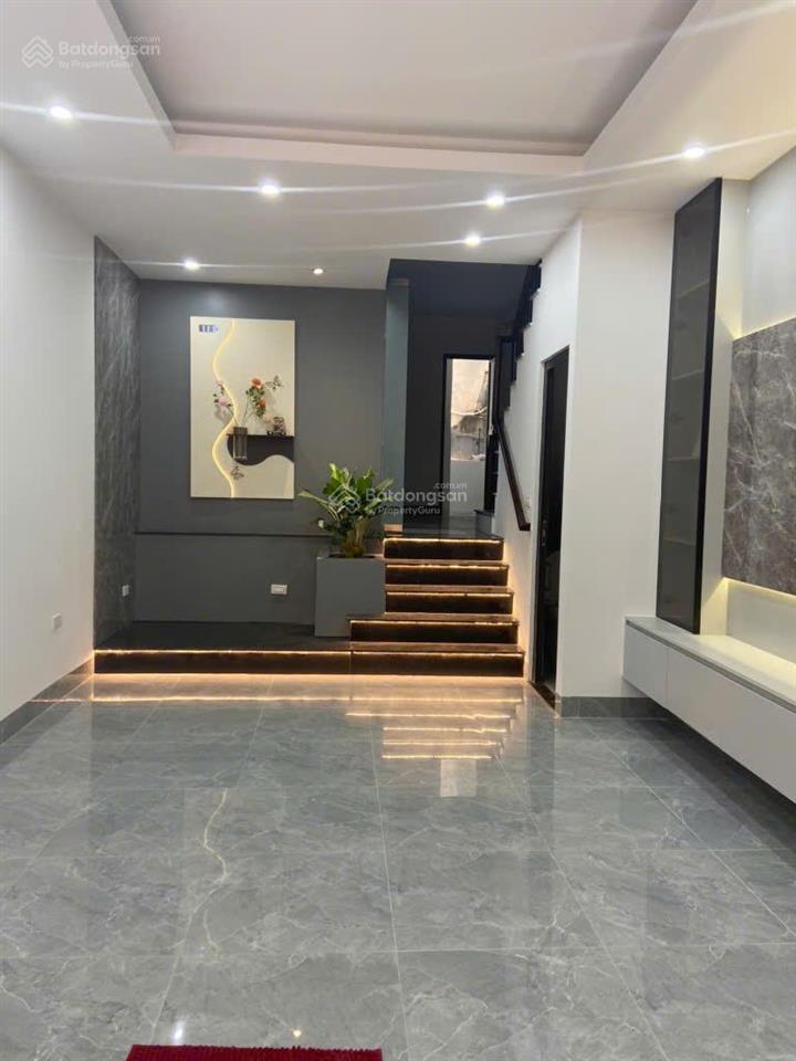 Bán nhà tây tựu 35m2, 5 tầng, ô tô tải đỗ cửa, ở ngay, gần đại học công nghiệp, giá tốt vẫn có tl