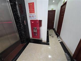 Bán nhà tây tựu 90m2, 8 tầng, thang máy, lô góc 3 thoáng, doanh thu 1.3 tỷ/năm.