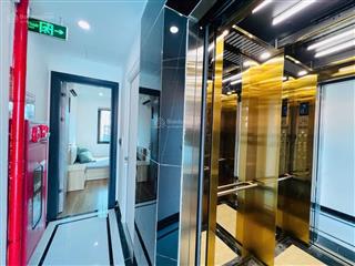 Bán nhà nguyễn đình hoàn 82m2, 8 tầng, thang máy, 36 phòng, 50m ra mặt phố