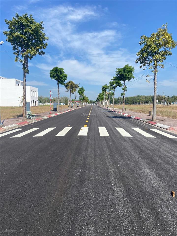 Bán gấp lô đất liền kề khu hồ bơi tràn bờ tại kđt alana city, sổ sẵn, đất đẹp