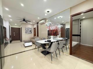 Em cần bán căn vườn treo 3n/2vs full nội thata toà hpc 105 tố hữu