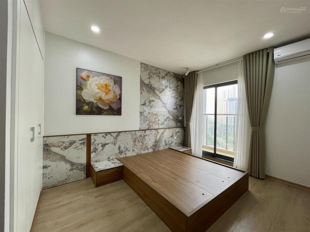 Gia đình cần bán căn 3pn/2vs tầng trung hpc 105 tố hữu, hà đông