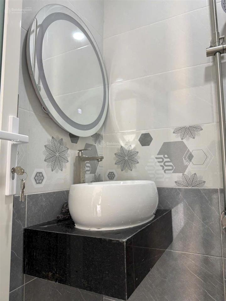 Bán nhà gần cđ công thương 20m2 1 trệt 1 lửng 1 lầu có bản vẽ nội nghiệp giá 1,75 tỷ