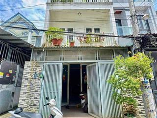 3 tầng  90m2(4,5 x 20)  5,3 tỷ  ngay phần mềm quang trung. quận 12