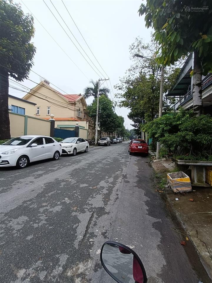 Bán nhà xưởng 150m2(5x30) cn 130m2  6,5 tỷ  hẻm 8m thông như mặt tiền  đường 1/ thới an 28, q12