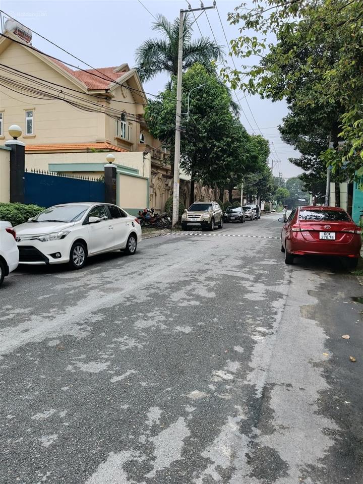 Bán nhà xưởng 150m2(5x30) cn 130m2  6,5 tỷ  hẻm 8m thông như mặt tiền  đường 1/ thới an 28, q12