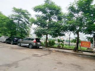 Mảnh đất đẹp ven hồ linh quang, đống đa. ô tô tránh kinh doanh tốt, 420m mt 12m chỉ 215 triệu/m.
