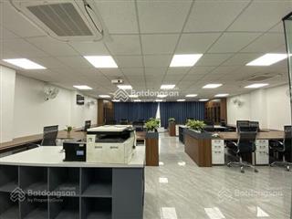 Chính chủ cho thuê vp 130m2 phố dịch vọng tòa nhà chuyên nghiệp giá rẻ bất ngờ.0982 908 ***